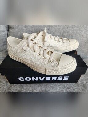 Converse Chuck Taylor All Star Textured Material Low Top Shoes NIB